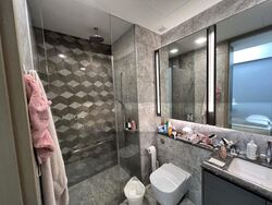 leedon-green photo thumbnail #4